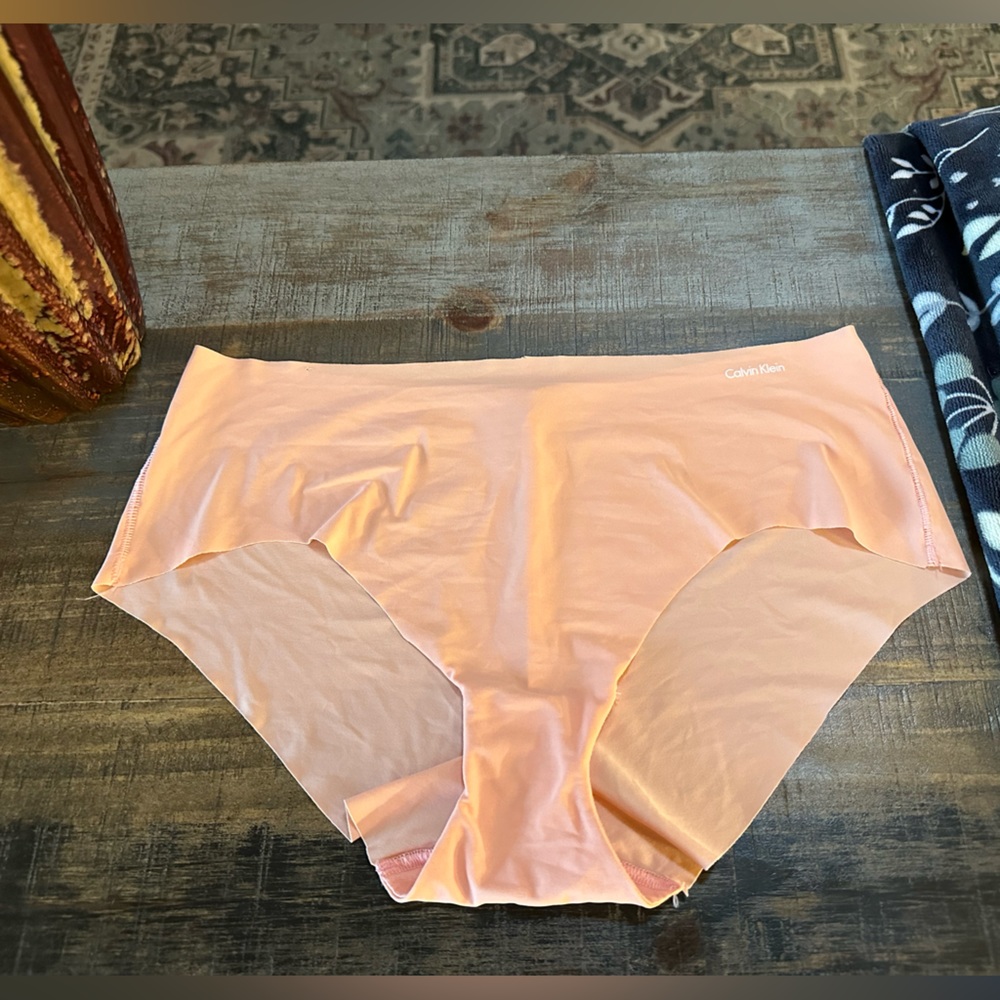 ⚡️5 for $25⚡️Calvin Klein hipster underwear in XL